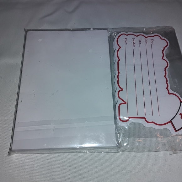 Invitations say "Congrats Nurse" 25 pack includes envelopes NWT Graduation - Picture 3 of 7